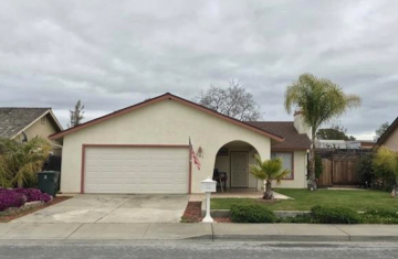 Clearview Dr, Hollister, CA 3 bedroom, 2 bath, 1,180sq ft house 5,998 Sq ft lot $465,000